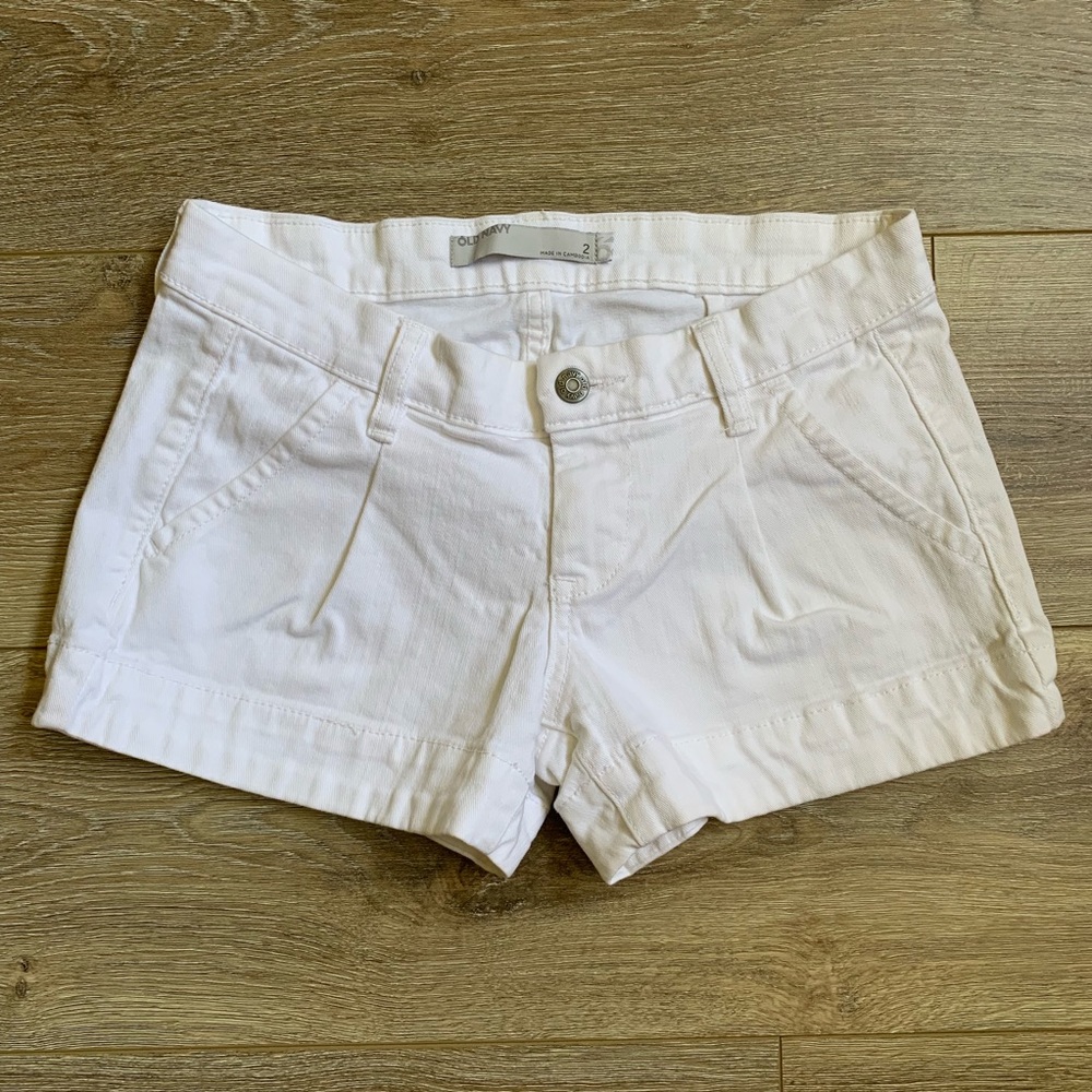 EUC Old Navy Women’s Low Rise Shorts